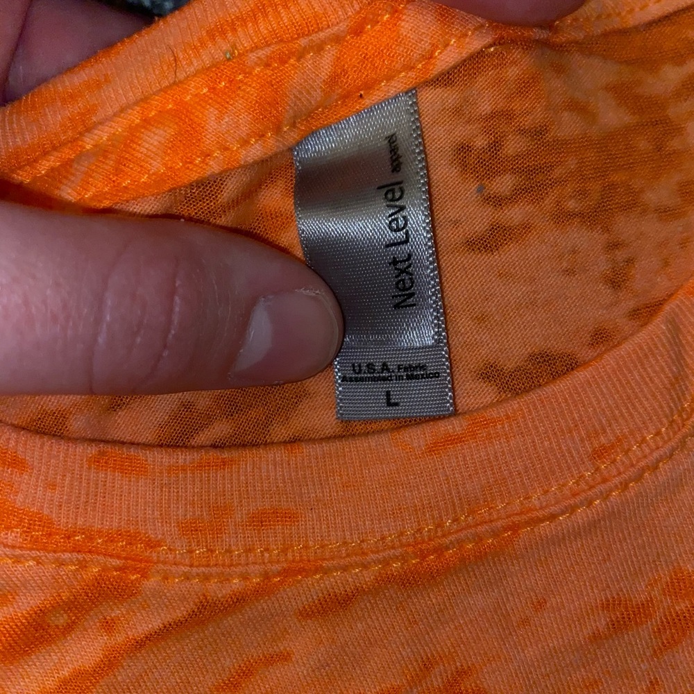 Orange tee - Picture 3 of 4